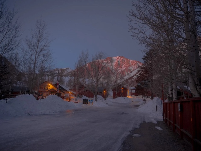 HWY 395 photograph