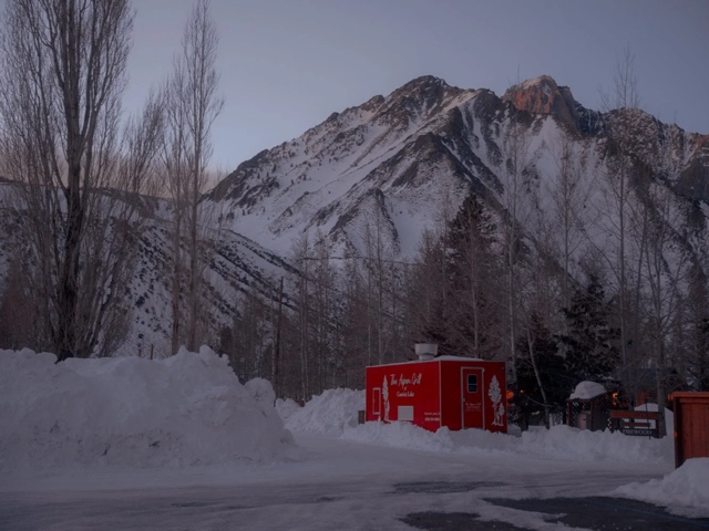 HWY 395 photograph