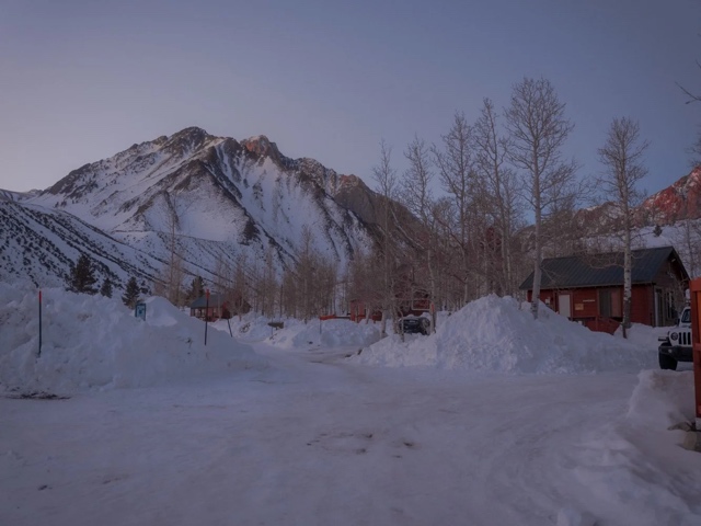 HWY 395 photograph