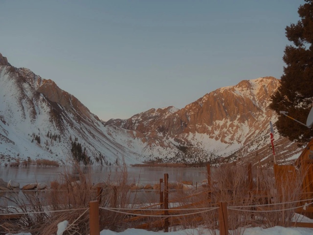 HWY 395 photograph
